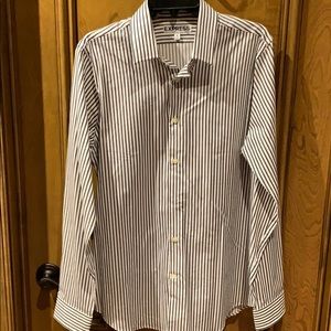 Men’s Express (Never Worn) Button-up Sz M 15-15.5